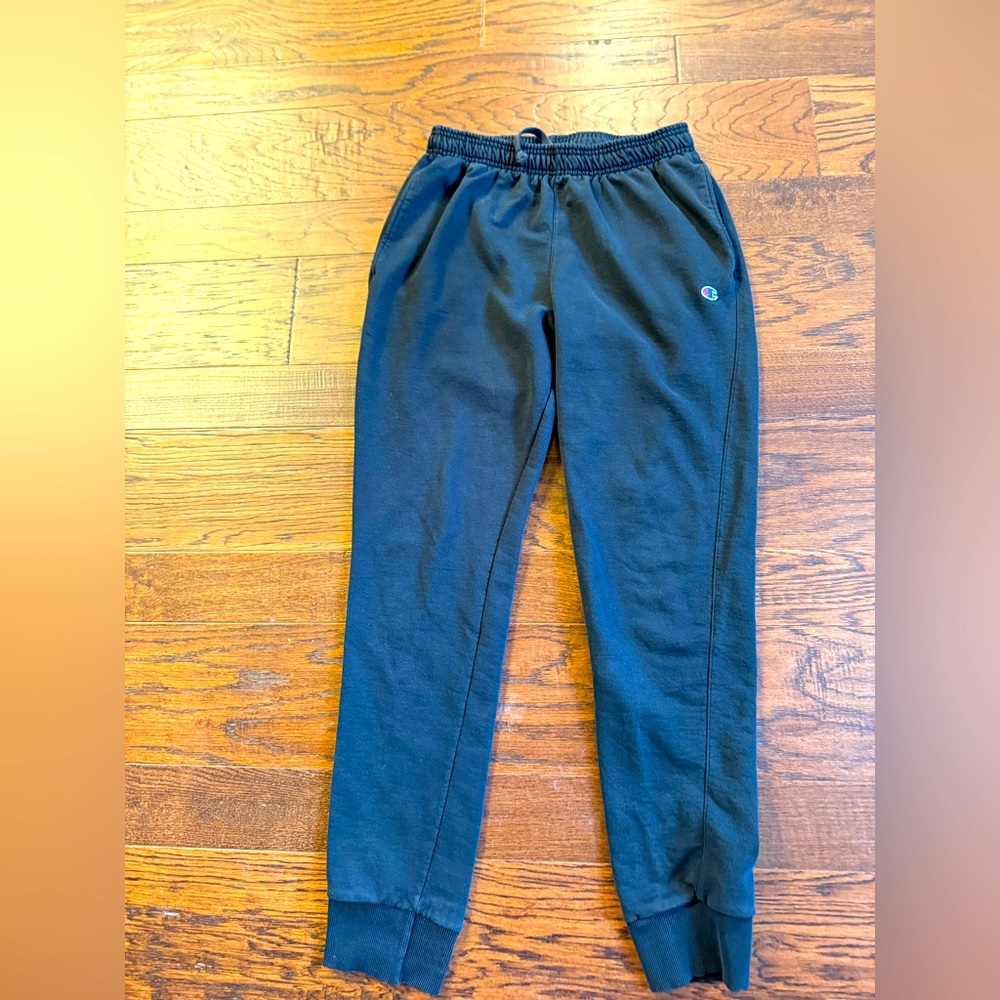 Men’s Champion Black Jogger Pants size Large in great condition